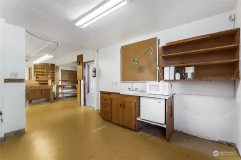 7811 Greenwood Ave N, Seattle, WA 98103 photo 36