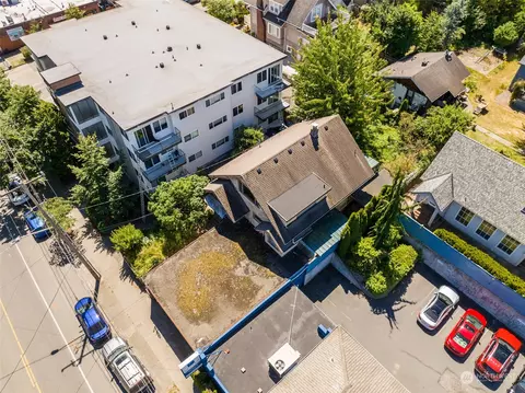 7811 Greenwood Ave N, Seattle, WA 98103 photo 11