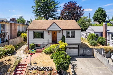 635 Ford Ave, Bremerton, WA 98312