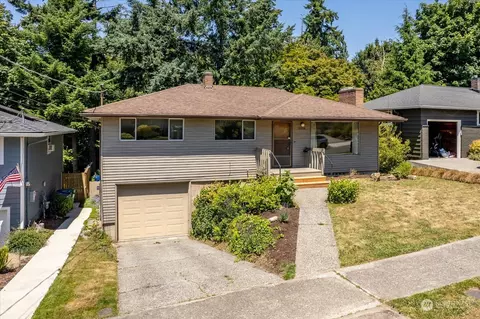 5338 SW Manning St, Seattle, WA 98116