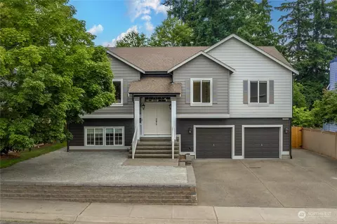 19410 6th Ave S, Des Moines, WA 98148