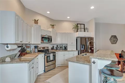 15412 SE 252nd Pl, Covington, WA 98042 photo 8