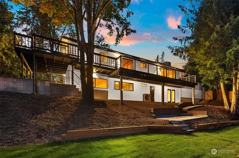22229 SE 268th St, Maple Valley, WA 98038
