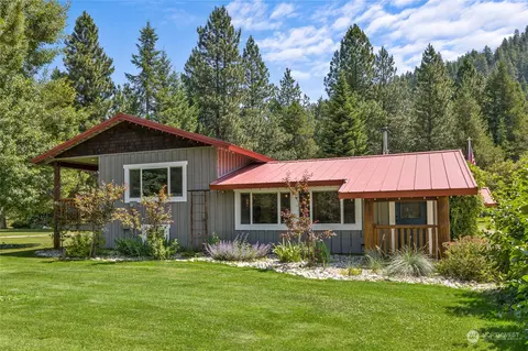 19951 S Shugart Flats Rd, Leavenworth, WA 98826
