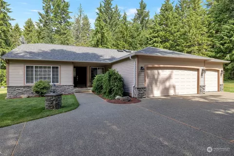 5497 SE Ravenridge Ct, Port Orchard, WA 98367