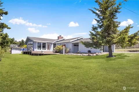 101 Hemlock Dr, Port Townsend, WA 98368