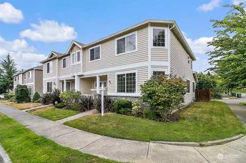 730 Glenmore Loop, Port Orchard, WA 98366