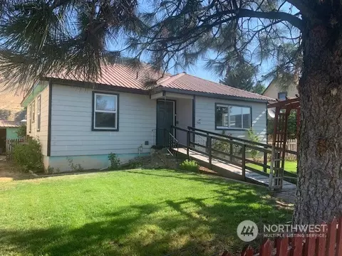 200 River St, Cashmere, WA 98815