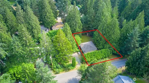 1915 N Cedar Park Dr, Point Roberts, WA 98281