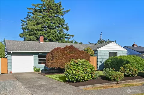8626 34th Ave SW, Seattle, WA 98126