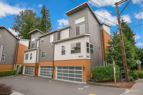 18234 73rd Ave NE #103, Kenmore, WA 98028