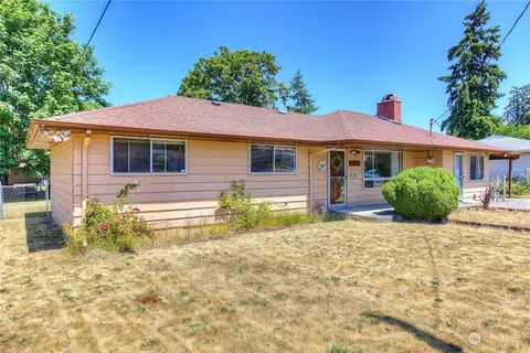 9025 Moreland Ave SW, Lakewood, WA 98498