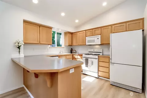 302 79th Pl SW, Everett, WA 98203 photo 9