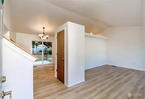 302 79th Pl SW, Everett, WA 98203 photo 6