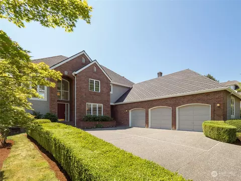 4135 205th Ave SE, Sammamish, WA 98075