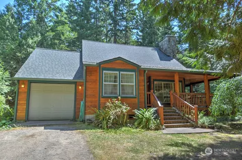 180 E Catfish Lake Ln, Shelton, WA 98584