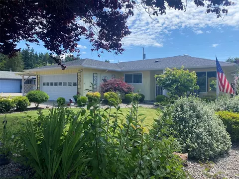 2786 Terry Ave, Longview, WA 98632