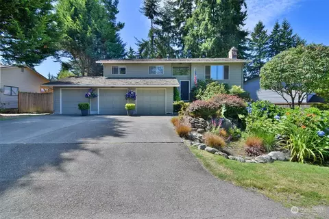 6230 140th Pl SW, Edmonds, WA 98026