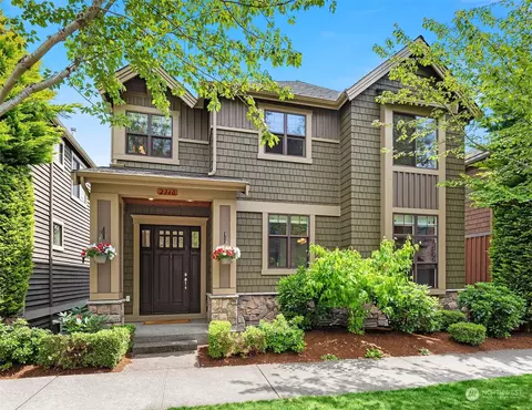 2340 NW Stoney Creek Dr, Issaquah, WA 98027