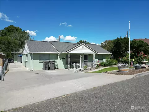 612 S Hartford St, Kennewick, WA 99336