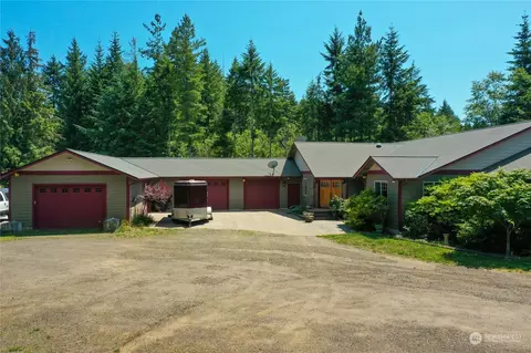 1250 SW Clevenger Ln, Port Orchard, WA 98367