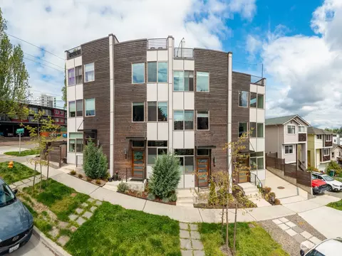 2852 SW Nevada St, Seattle, WA 98126