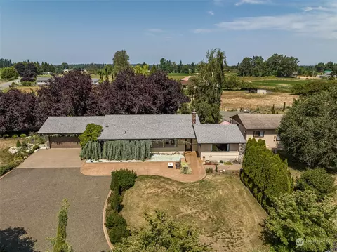 122 Applegate Ln, Sequim, WA 98382