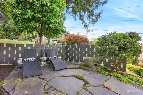 1104 39th St, Everett, WA 98201 photo 3