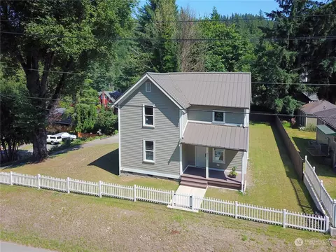8522 Preston Fall City Rd SE, Preston, WA 98050