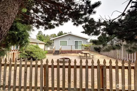 1212 265th St, Ocean Park, WA 98640