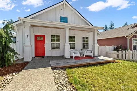 70 E Cedarland Ln, Allyn, WA 98524
