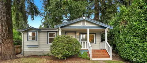 12006 36th Ave NE, Seattle, WA 98125