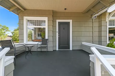 2820 21st St, Everett, WA 98201 photo 2