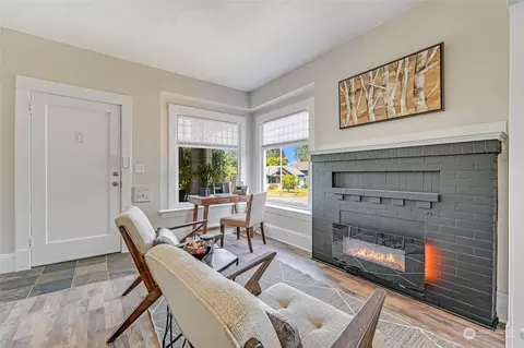 2820 21st St, Everett, WA 98201 photo 4