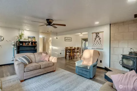 1102 E St, Vader, WA 98593 photo 6