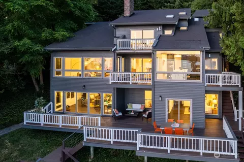 7905 W Mercer Way, Mercer Island, WA 98040