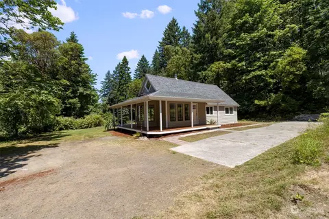 1661 Hanson Rd, Port Orchard, WA 98367