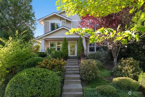 7703 Douglas Ave SE, Snoqualmie, WA 98065