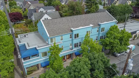 8320 5th Ave NE, Seattle, WA 98115