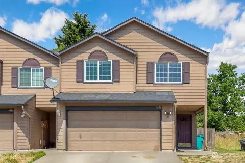 9022 NE Lewis Dr, Vancouver, WA 98662