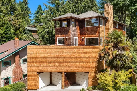 6716 46th Ave SW, Seattle, WA 98136