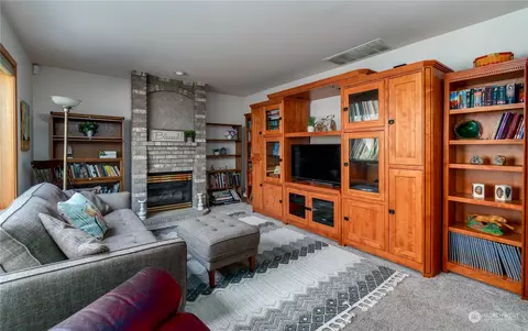 18421 10th Dr SE, Bothell, WA 98012 photo 9