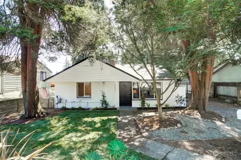 5606 237th St SW, Mountlake Terrace, WA 98043