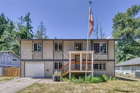 4039 Brook Ln NW, Bremerton, WA 98312
