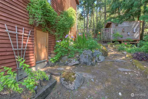 214 Walker Dr, Eastsound, WA 98245 photo 32