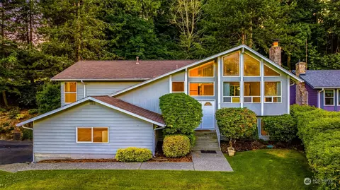 20213 107th Ave NE, Bothell, WA 98011