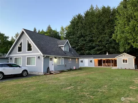 162 Steelhead Dr, Silver Creek, WA 98585
