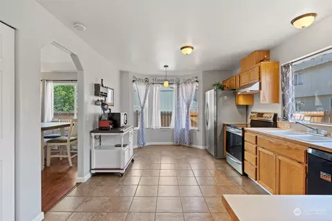 8006 207th St E, Spanaway, WA 98387 photo 10