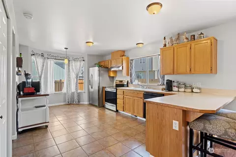 8006 207th St E, Spanaway, WA 98387 photo 11