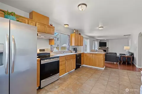 8006 207th St E, Spanaway, WA 98387 photo 13